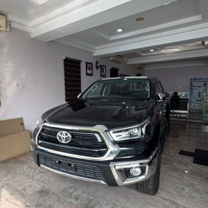 2024 Toyota Hilux AWD
